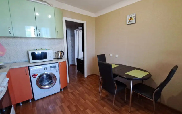 Uyutnaya odnushka v tsentre Flat