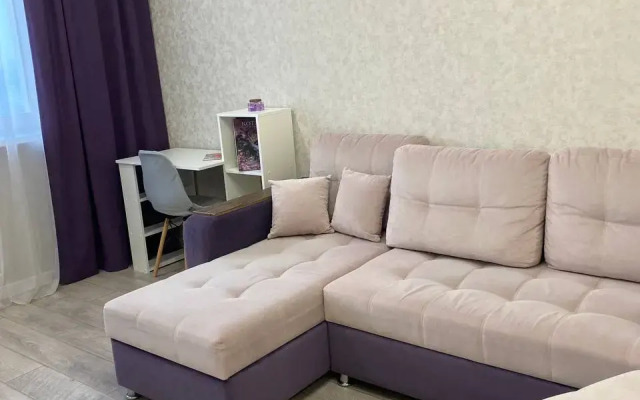 Akvarel Flat