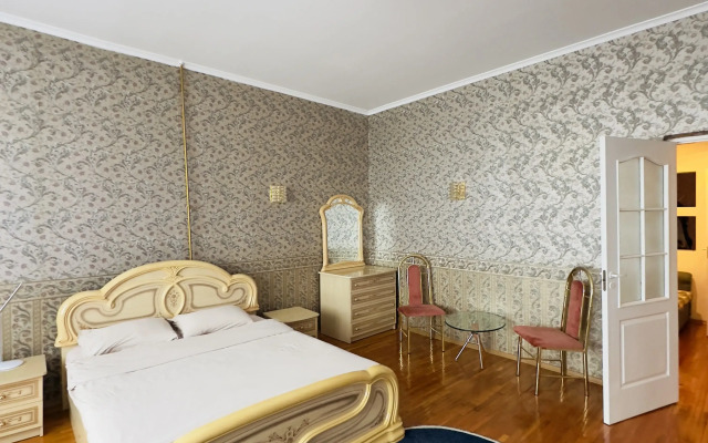 Nasladites Vidom Na Kazan: Kvartira V Tsentre Na 13 Etazhe Flat - Apartment in 카잔 - Photo 2