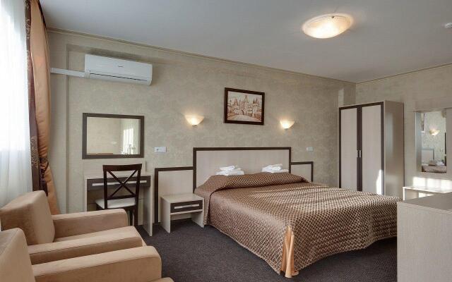 Metallurg Hotel