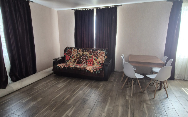 Semeynaya Dacha Na Poberezhye Baltiyskogo Morya Private House
