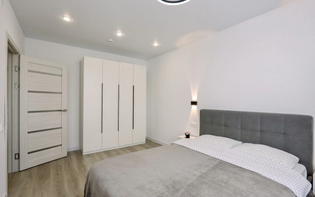 Odnokomnatnaya 50 M²  9/24 Etazh Flat