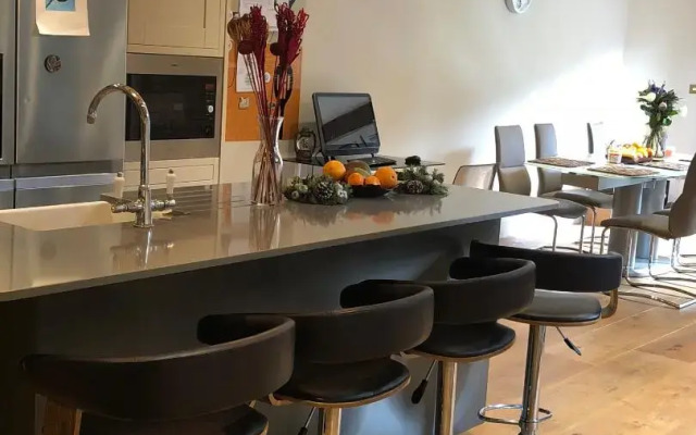 Гостевой Дом Status House London