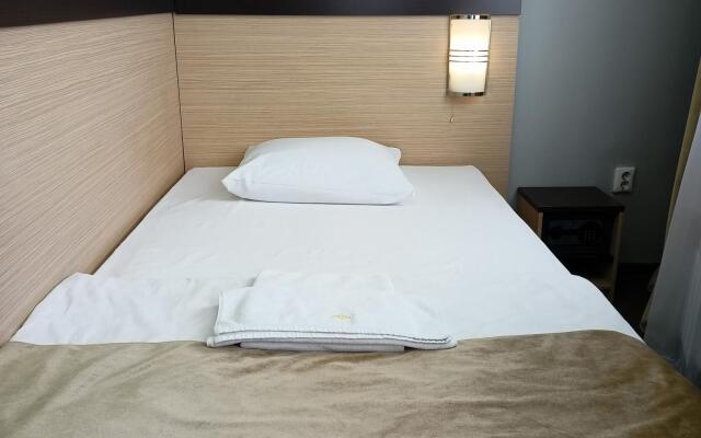 Biznes Layf Hotel