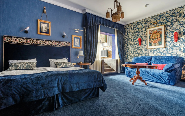 Bristol Hotel
