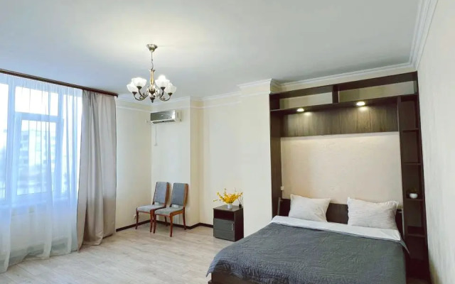 Flat Na Prospekte Pobedy