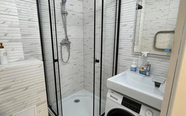 Na Bolshoy Moskovskoy 124/1 Flat