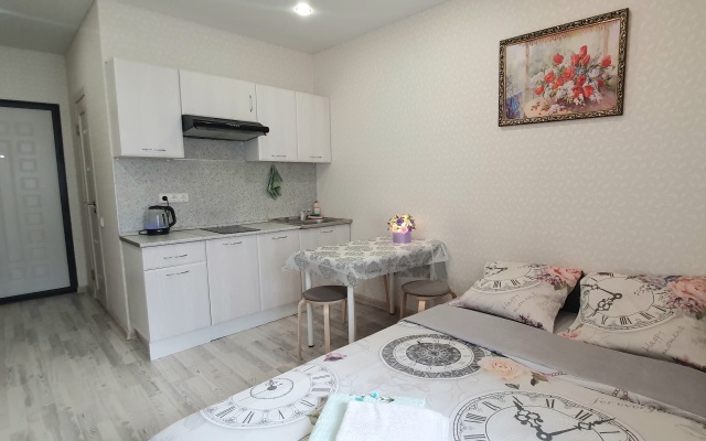 512 Uyut Apartments