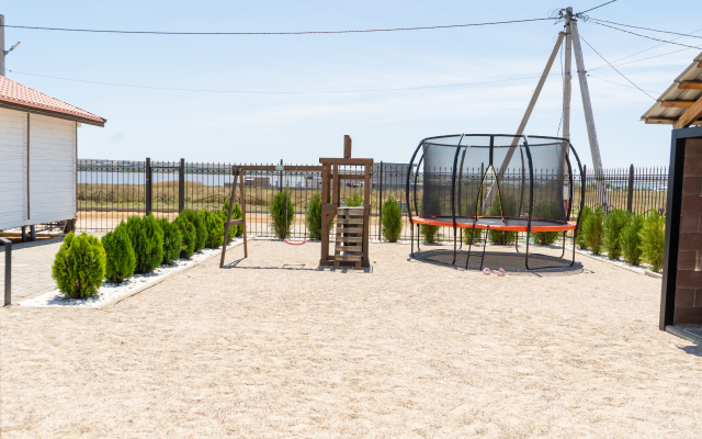 Белый песок