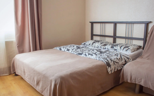 Квартира на Пионерской, рядом с Алмазова и Доктриной.