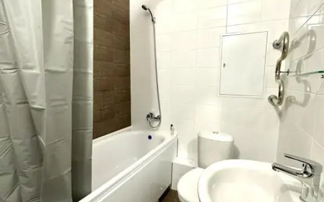3 Na Grenaderskoy Flat