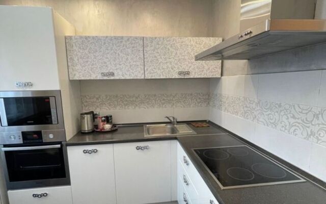 Апартаменты GoldApart на Чайковского