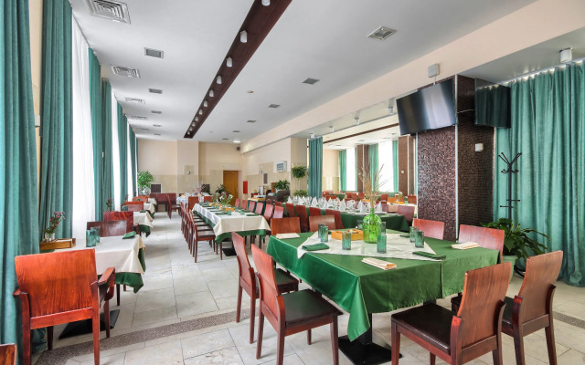 Отель Ладога