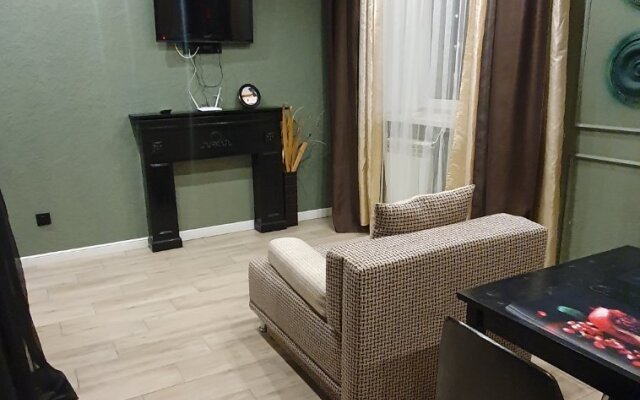 Studiya U Kristalla Apartments