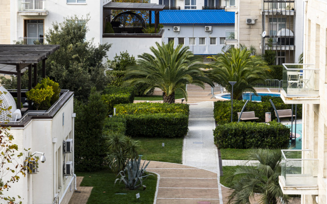 Smart Aparts Grand Seaview Apartments