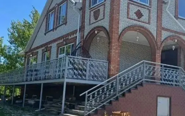 Udacha Guest house
