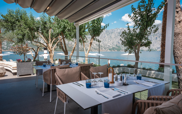 Отель Hyatt Regency Kotor Bay Resort