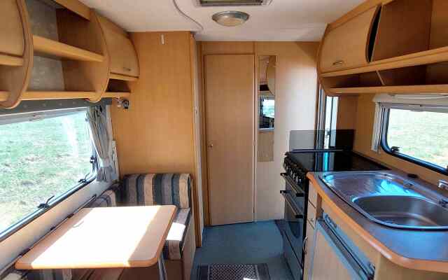 V Neftino Camping