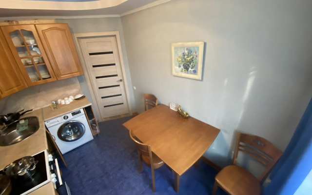 Апартаменты 3 комнатные Ленинградская 98