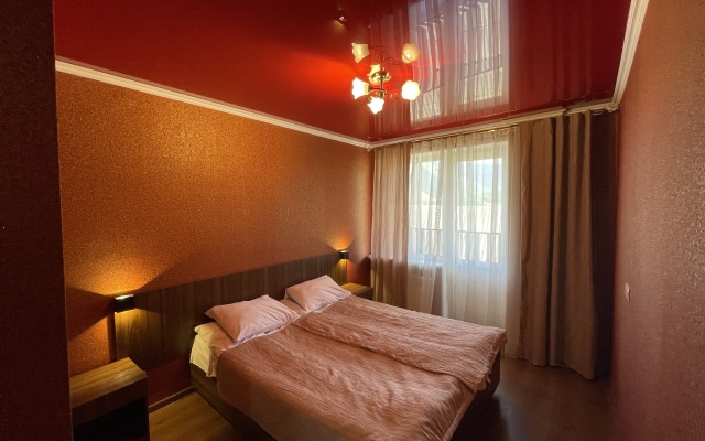 Гостевой дом Ёлка и Камин