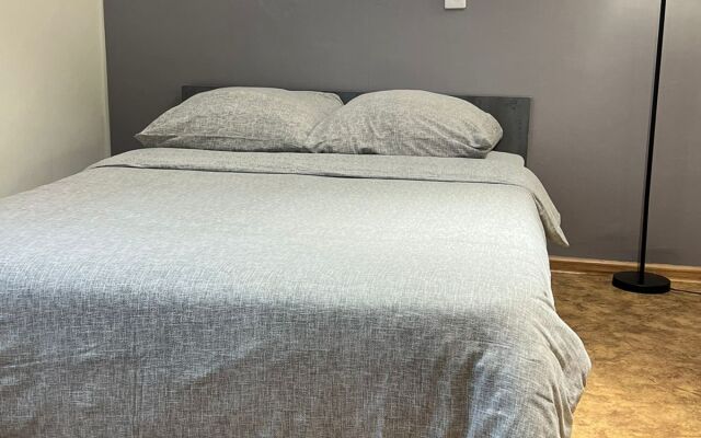 Uyutnaya Studiya Na Zhd Flat