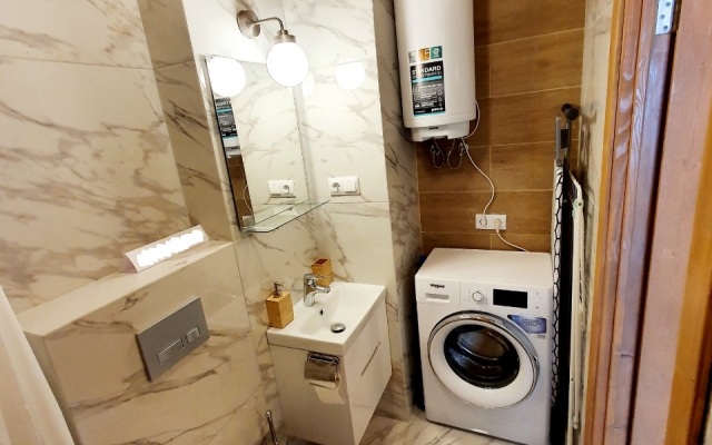 Na Tyulpanov 1 Flat