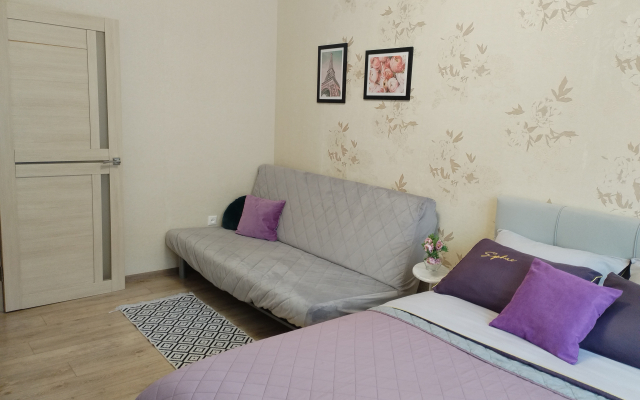 Cozy house near the park Galitskogo Apartments