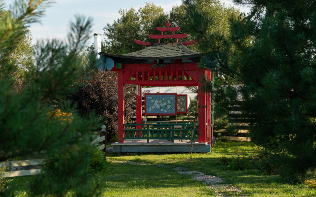 Usadba Guest House