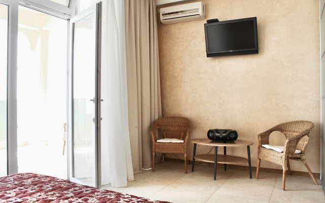 Апартаменты ЖК Золотые пески апарт. 64 от Evparenda