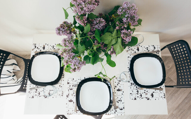 Апартаменты День и Ночь на Согласия