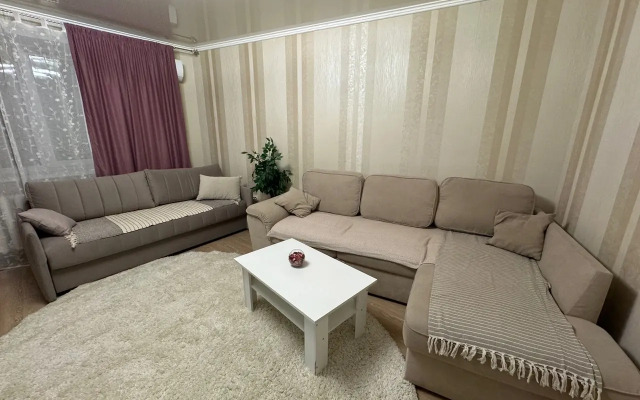 Two-room premium apartment on Katukova 23