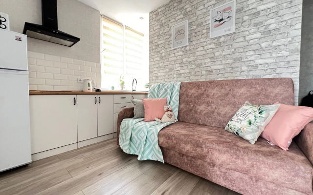 V 100 m ot Morya Centralnoy Sochi Flat