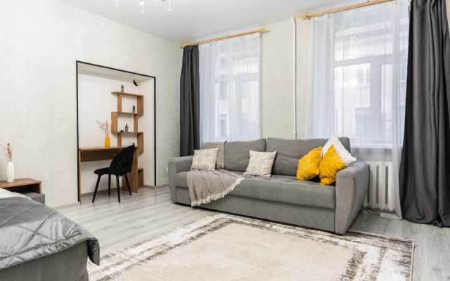 Апартаменты 4 спальни 14 гостей у Эрмитажа