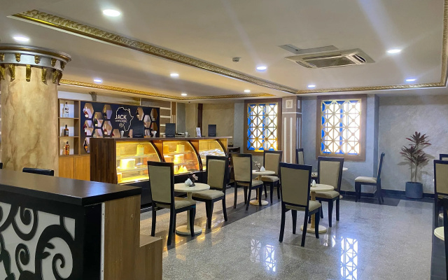 Отель Aa Suites