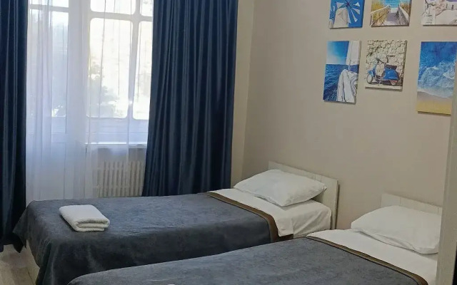 Апартаменты Best Guest House на Константина Симонова