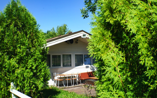 Pribrezhnyij Yarburg Park Hotel