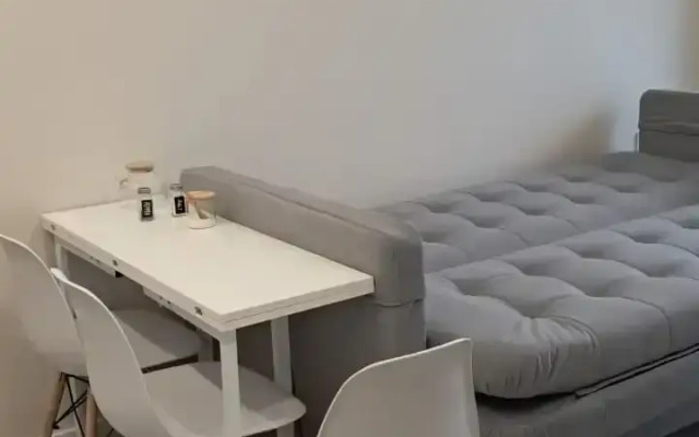 Studiya Amore Rio Flat