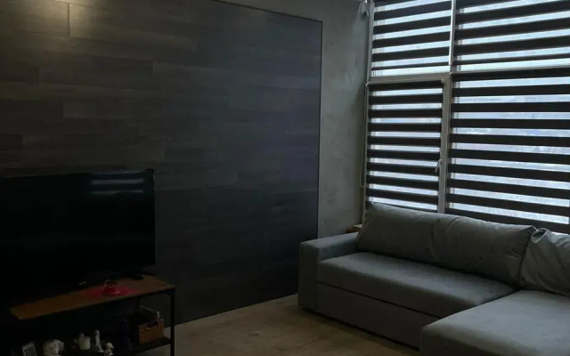 U zhd vokzala v tsentre Ufy Flat