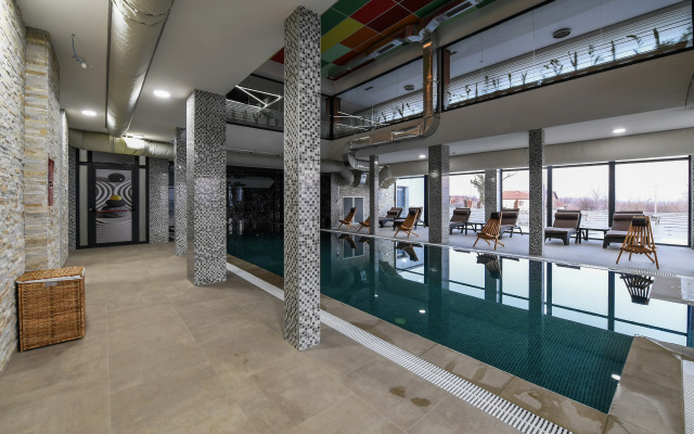 Отель Alexander Resort