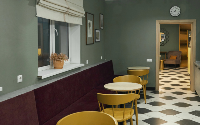 Freezone Inn Hotel	