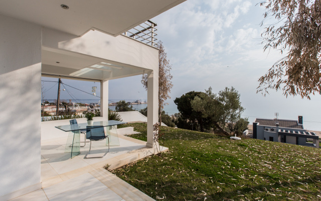 Borealis Sea Front Moudania Villa