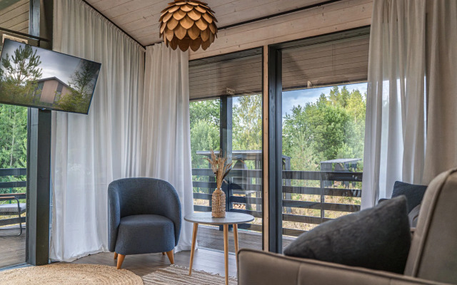 Отель Русские сезоны Эмбиент парк