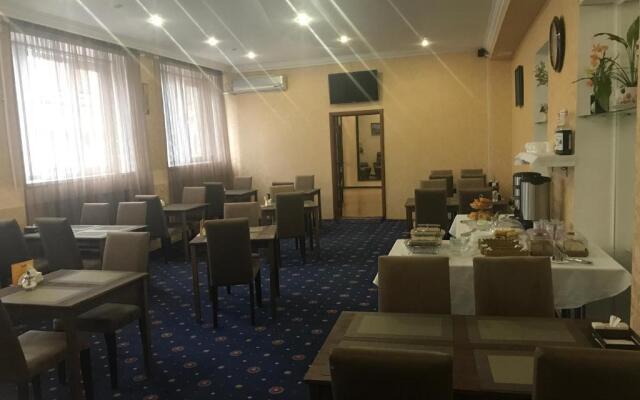 Korona Hotel
