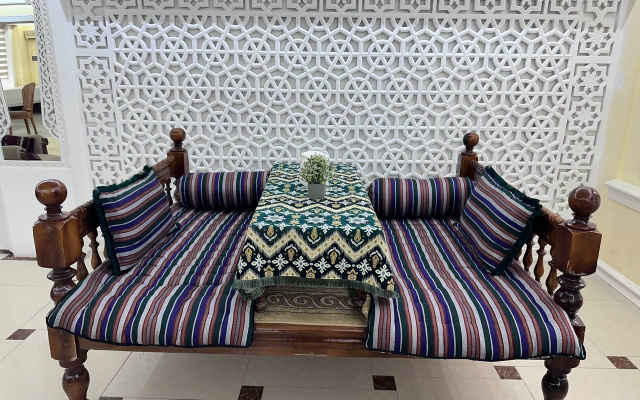 Отель Grand Silk Road Hotel