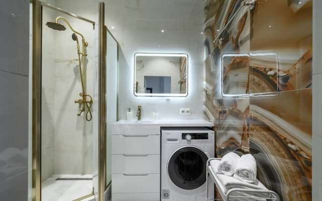 Luks Krasiveyshiy v ZhK "Barselona Park" s Bol'shim Balkonom i Vidom na More Apartment