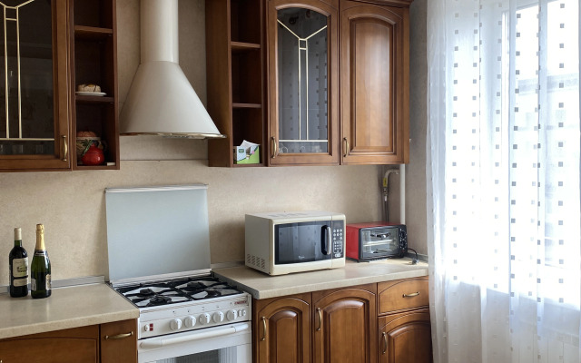 Квартира Двухкомнатная квартира у станции метро Киевская