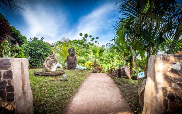 Отель Easter Island Eco Lodge