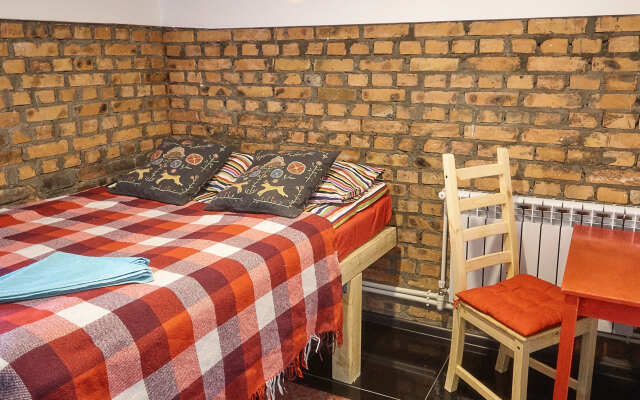 Gallery And More Guest House
