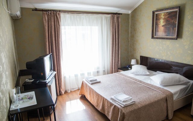 Aleksandrovskij Hotel