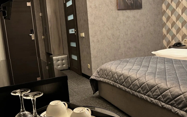 Hotel ARAVANA